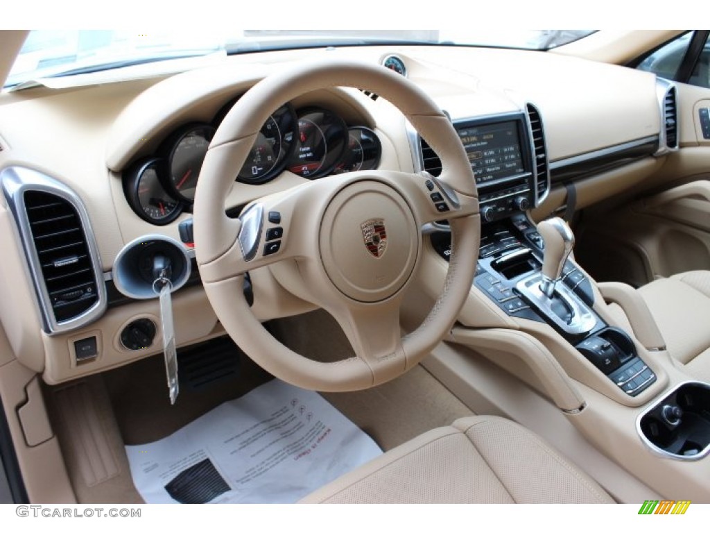 Luxor Beige Interior 2014 Porsche Cayenne Standard Cayenne Model Photo #86910385