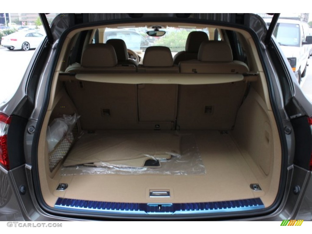 2014 Porsche Cayenne Standard Cayenne Model Trunk Photo #86910883