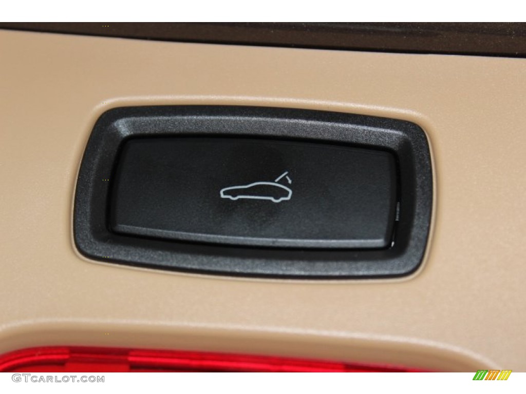 2014 Porsche Cayenne Standard Cayenne Model Controls Photo #86910901