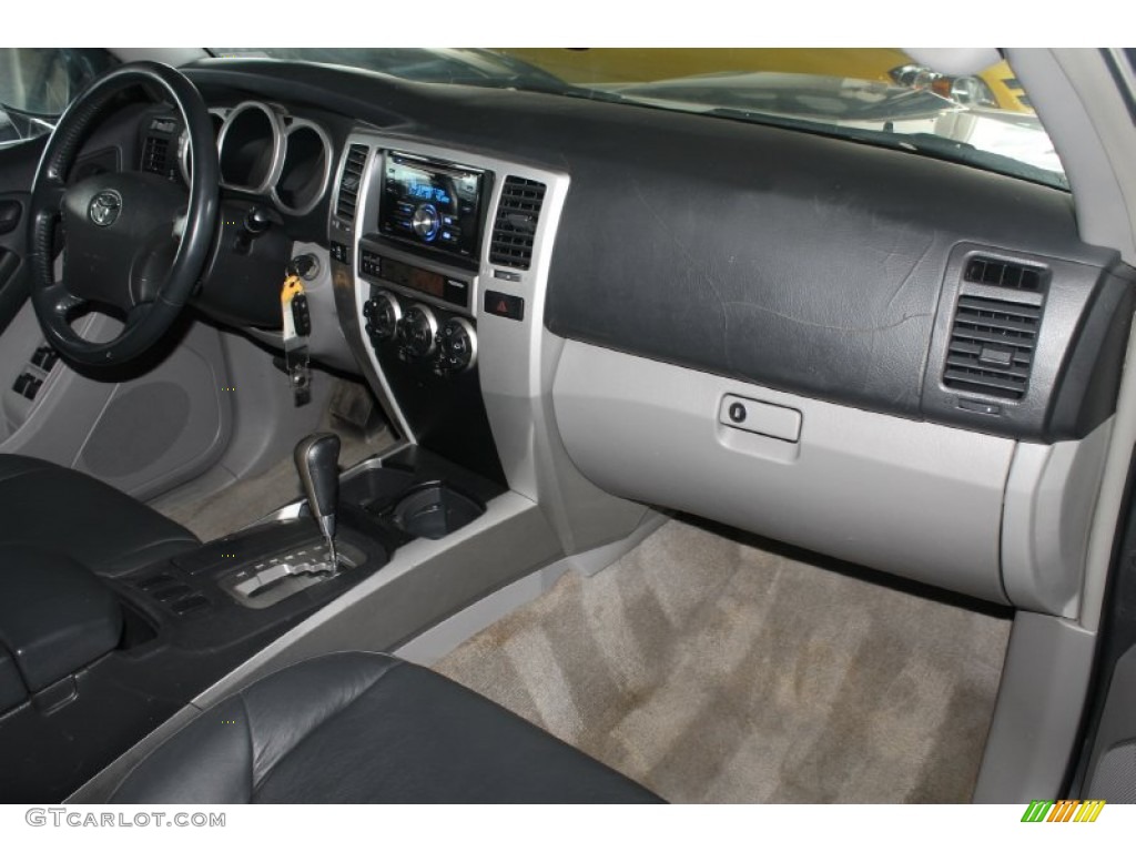 2004 4Runner SR5 - Galactic Gray Mica / Dark Charcoal photo #34