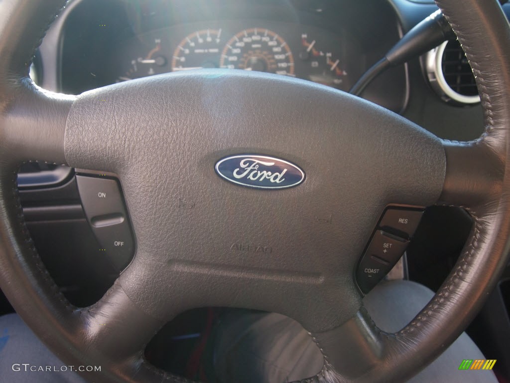 2003 Expedition XLT - Silver Birch Metallic / Flint Grey photo #20