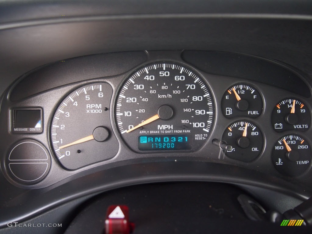 2002 Tahoe 4x4 - Light Pewter Metallic / Medium Gray/Neutral photo #18