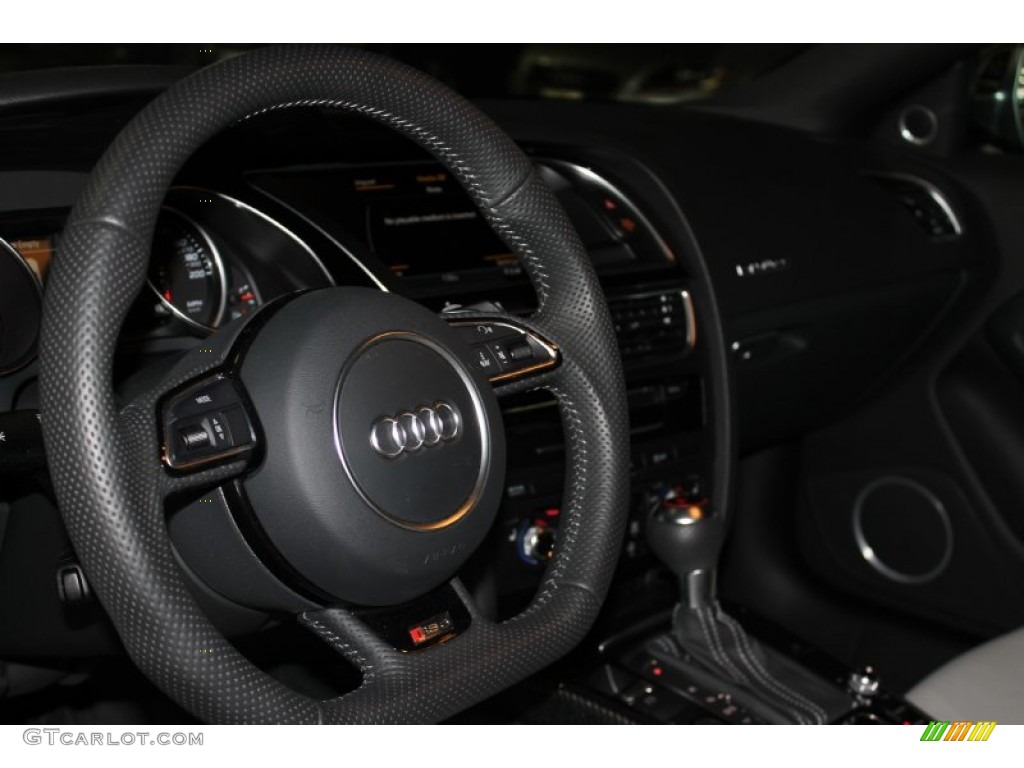 2013 Audi RS 5 4.2 FSI quattro Coupe Lunar Silver Fine Nappa Leather/Rock Gray Stitching Steering Wheel Photo #86915641