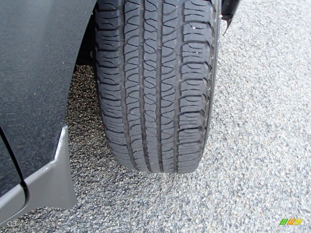 2011 Traverse LT - Cyber Gray Metallic / Ebony/Ebony photo #22