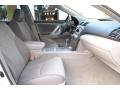 Super White - Camry SE Photo No. 16