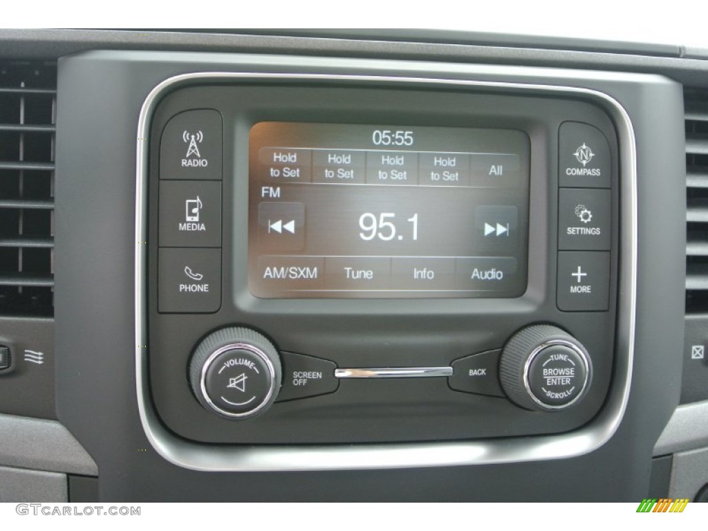 2014 Ram 1500 Express Regular Cab 4x4 Controls Photo #86922982