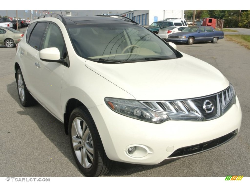 2009 Murano LE AWD - Glacier Pearl / Beige photo #2