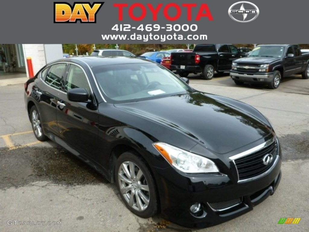 Black Obsidian Infiniti M