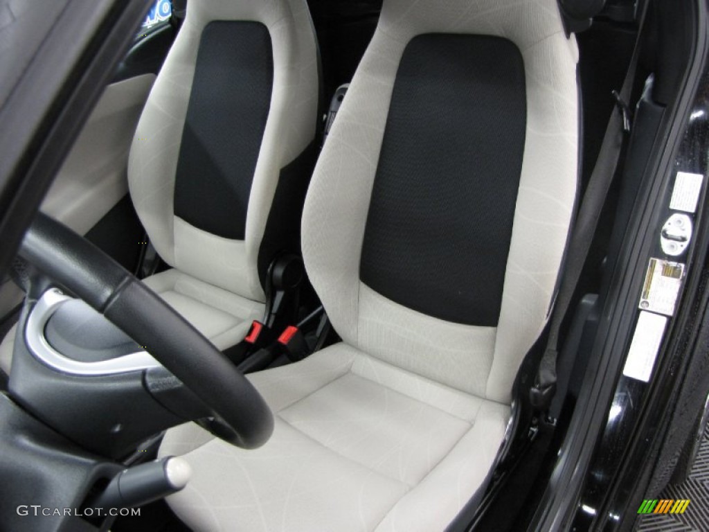 Design Beige Interior 2011 Smart fortwo passion coupe Photo #86930764