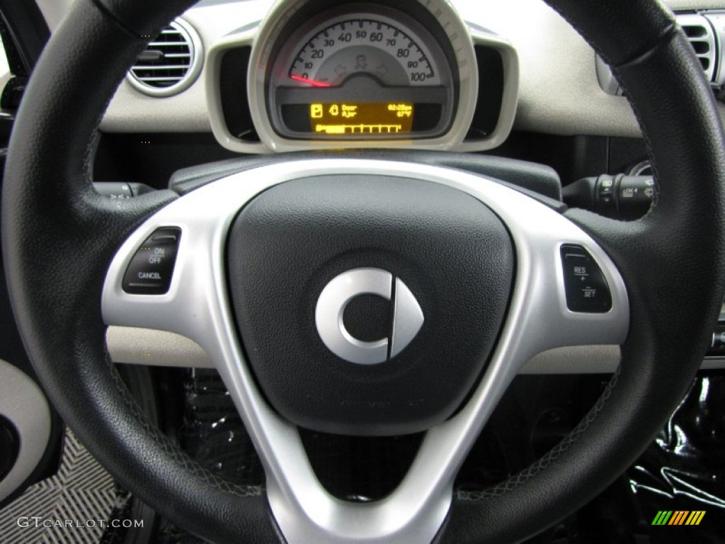 2011 Smart fortwo passion coupe Design Beige Steering Wheel Photo #86930827