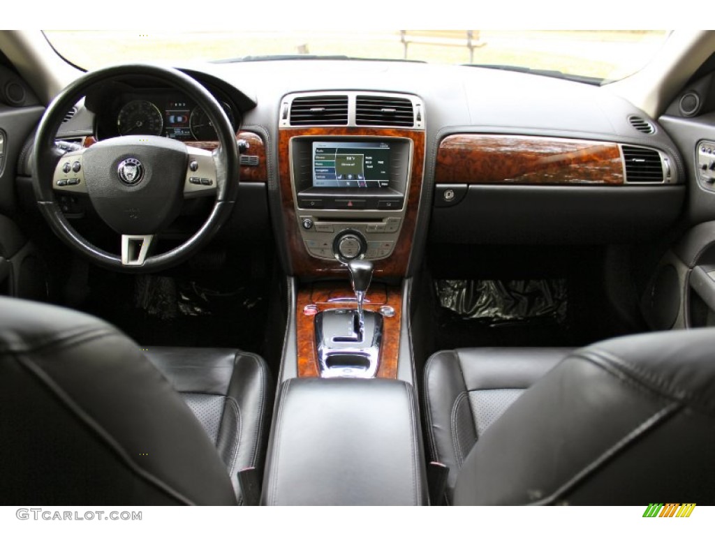 2008 XK XK8 Coupe - Pearl Grey Metallic / Charcoal photo #8