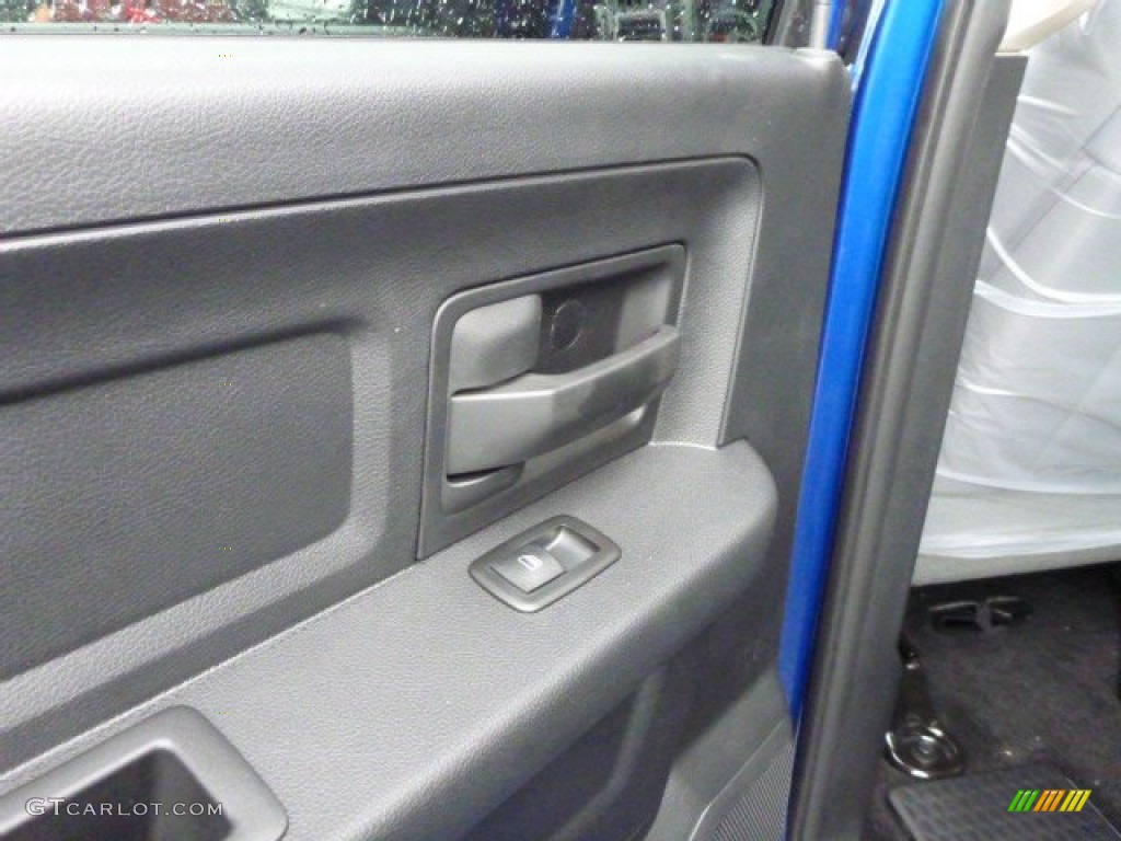 2014 3500 SLT Crew Cab 4x4 Dually - True Blue Pearl / Black/Diesel Gray photo #15