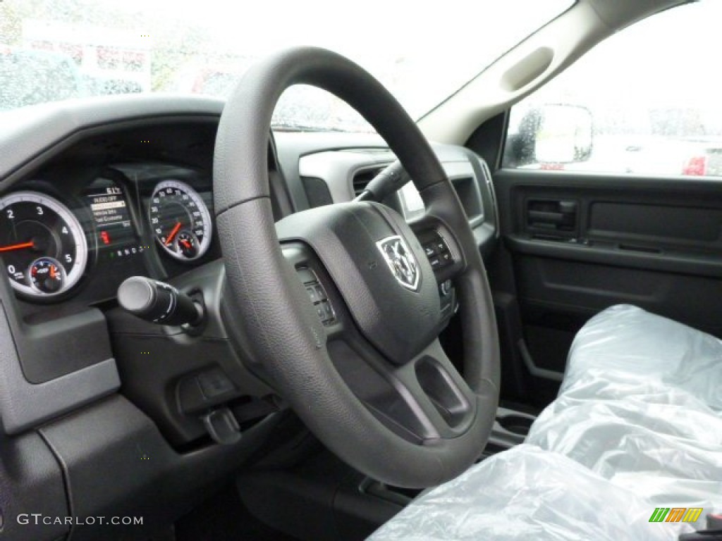 2014 Ram 3500 SLT Crew Cab 4x4 Dually Steering Wheel Photos