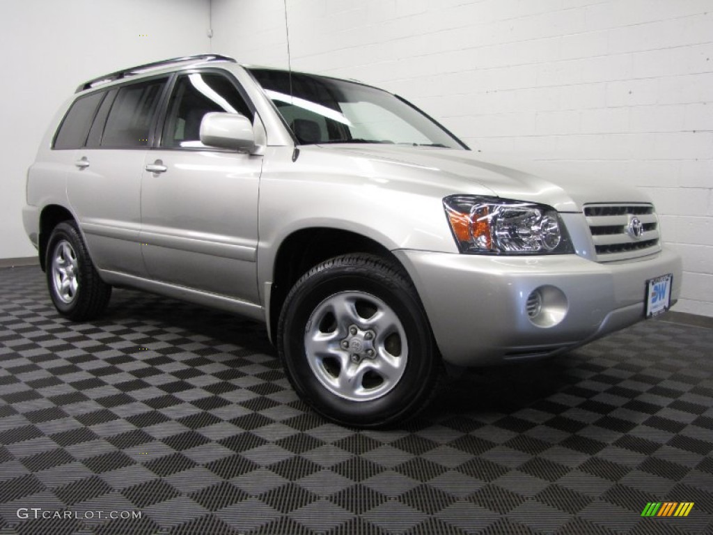 2004 Highlander 4WD - Millenium Silver Metallic / Ash photo #1