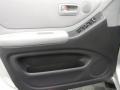 Millenium Silver Metallic - Highlander 4WD Photo No. 10