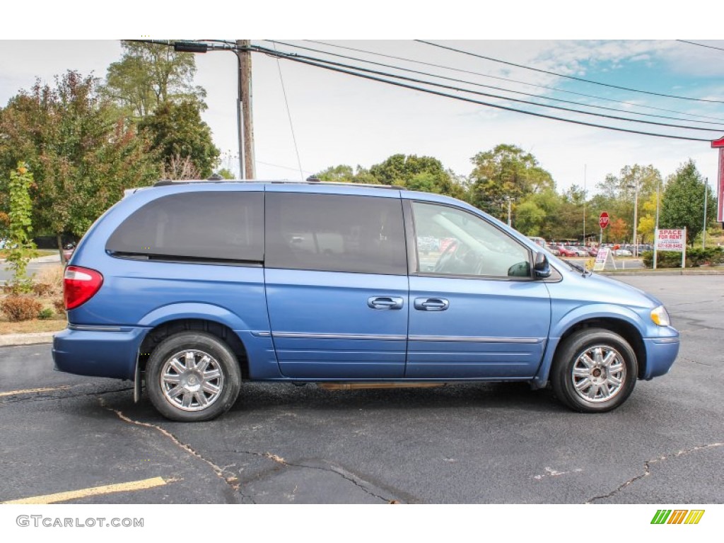 2007 Town & Country Limited - Marine Blue Pearl / Dark Khaki/Light Graystone photo #7