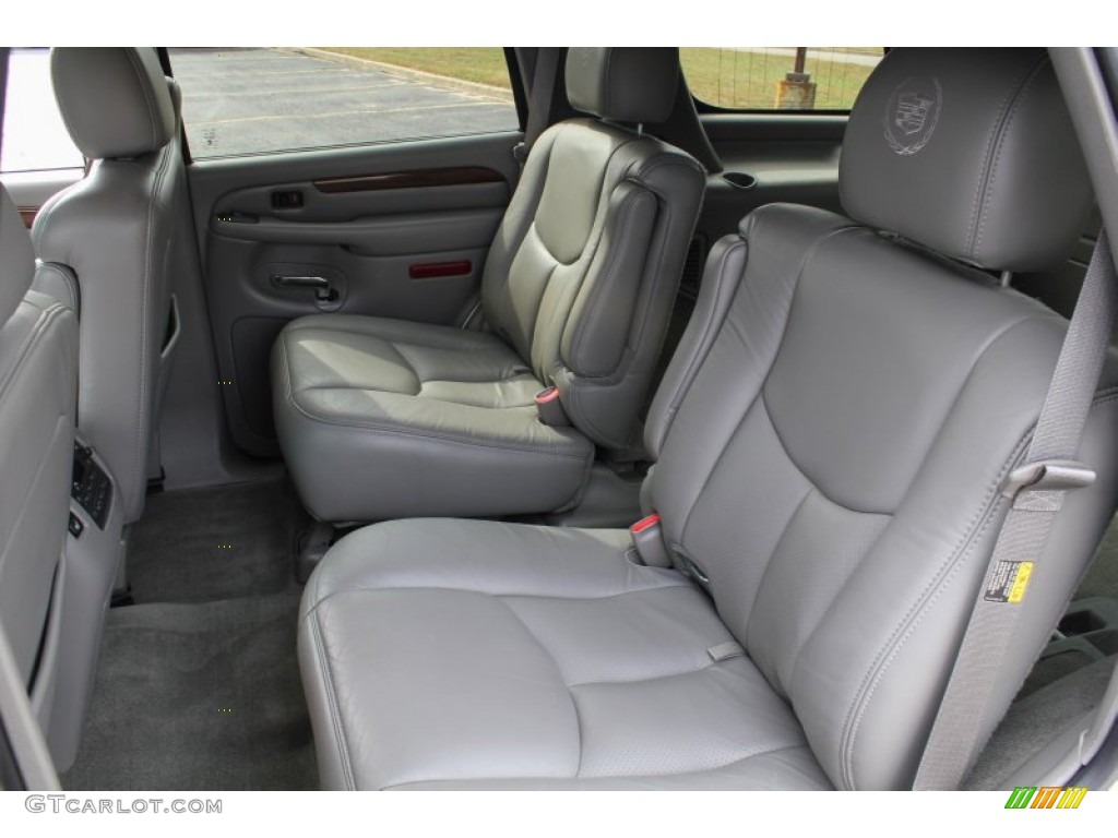 2004 Cadillac Escalade AWD Rear Seat Photo #86936566