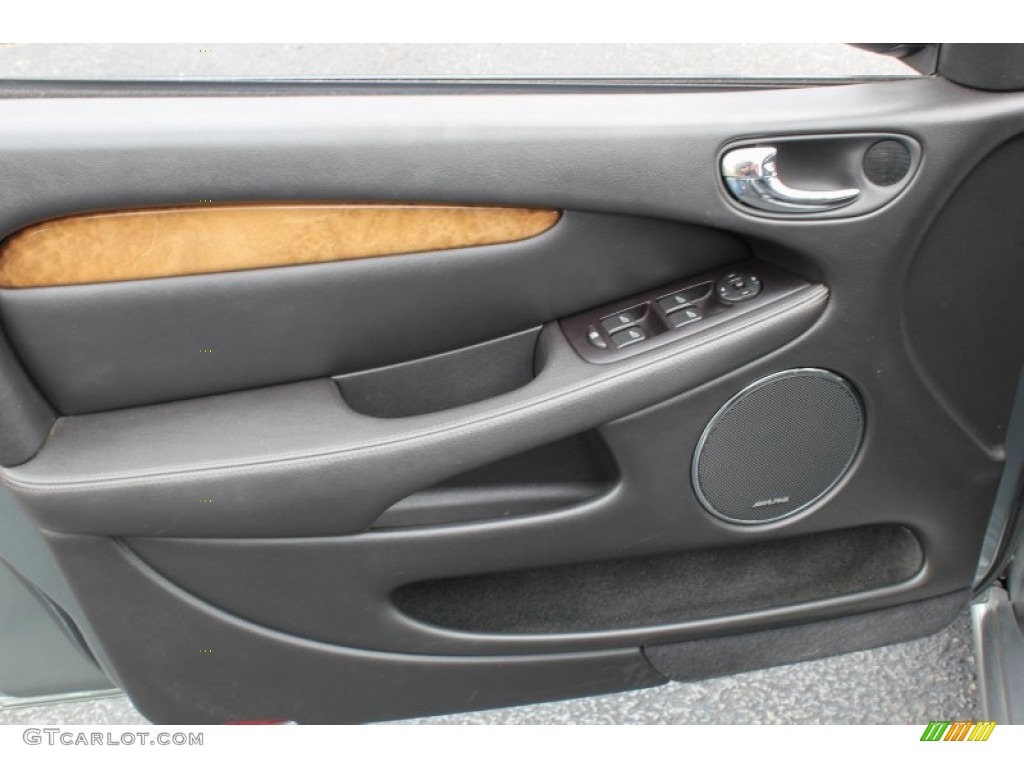 2004 Jaguar X-Type 3.0 Charcoal Door Panel Photo #86936784
