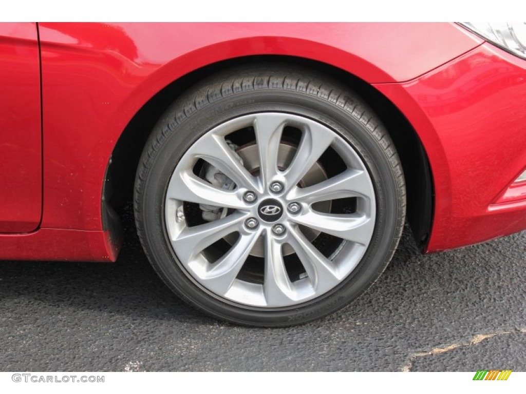 2011 Sonata SE - Venetian Red / Black photo #9