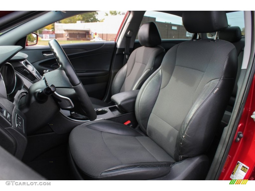 2011 Sonata SE - Venetian Red / Black photo #13