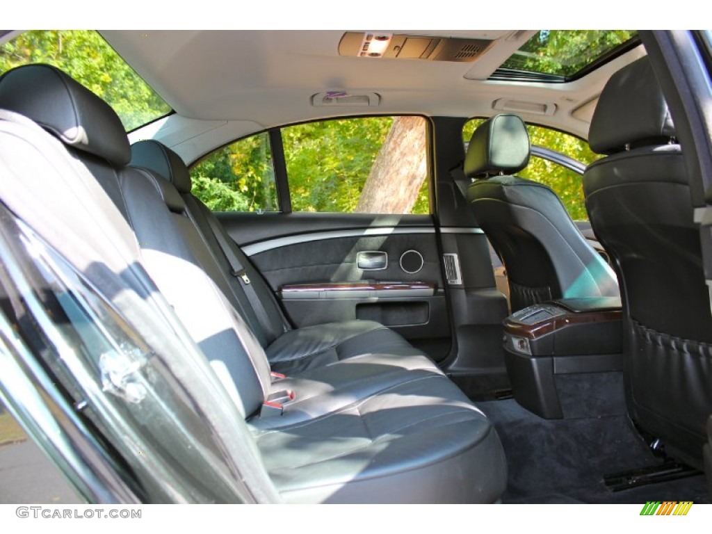 2005 7 Series 745i Sedan - Black Sapphire Metallic / Black/Black photo #39