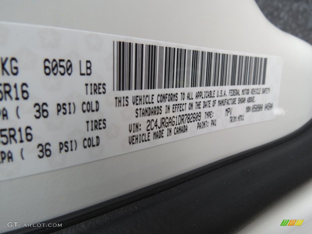 2013 C/V Tradesman - Stone White / Black/Light Graystone photo #18
