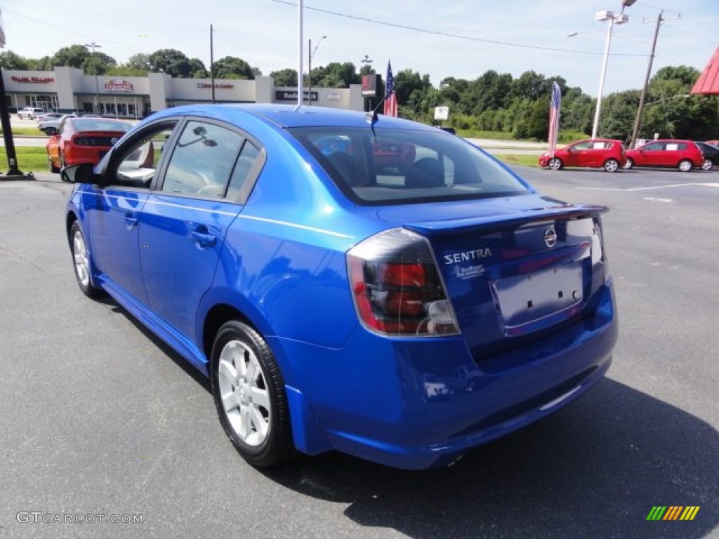 2011 Sentra 2.0 SR - Metallic Blue / Charcoal photo #3