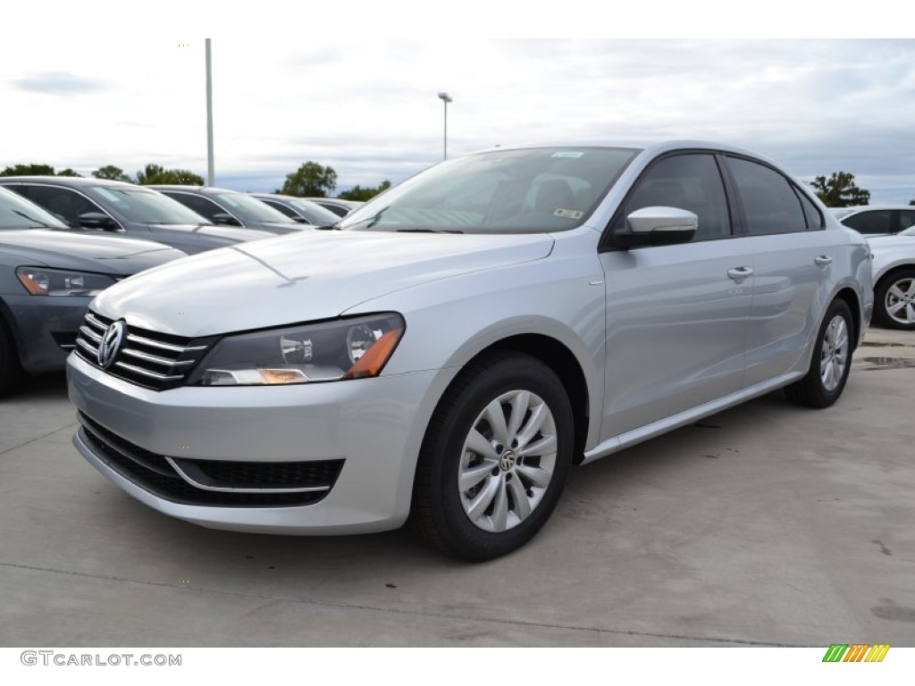 2014 Passat 2.5L Wolfsburg Edition - Reflex Silver Metallic / Moonrock photo #1