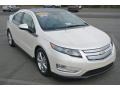 White Diamond Tricoat - Volt Hatchback Photo No. 1