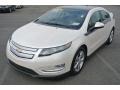 White Diamond Tricoat - Volt Hatchback Photo No. 2