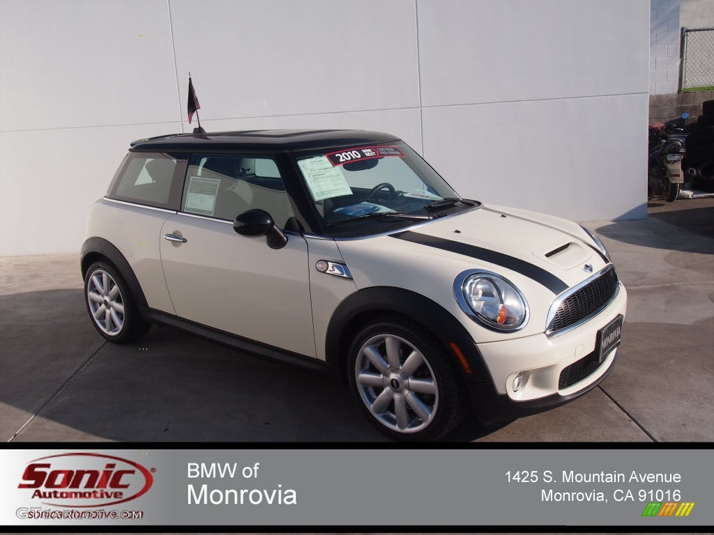 Pepper White Mini Cooper