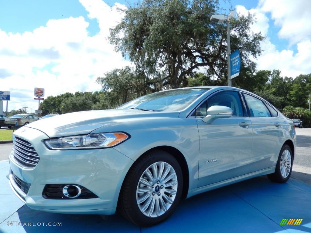 2013 Fusion Hybrid SE - Ice Storm Metallic / Charcoal Black photo #1