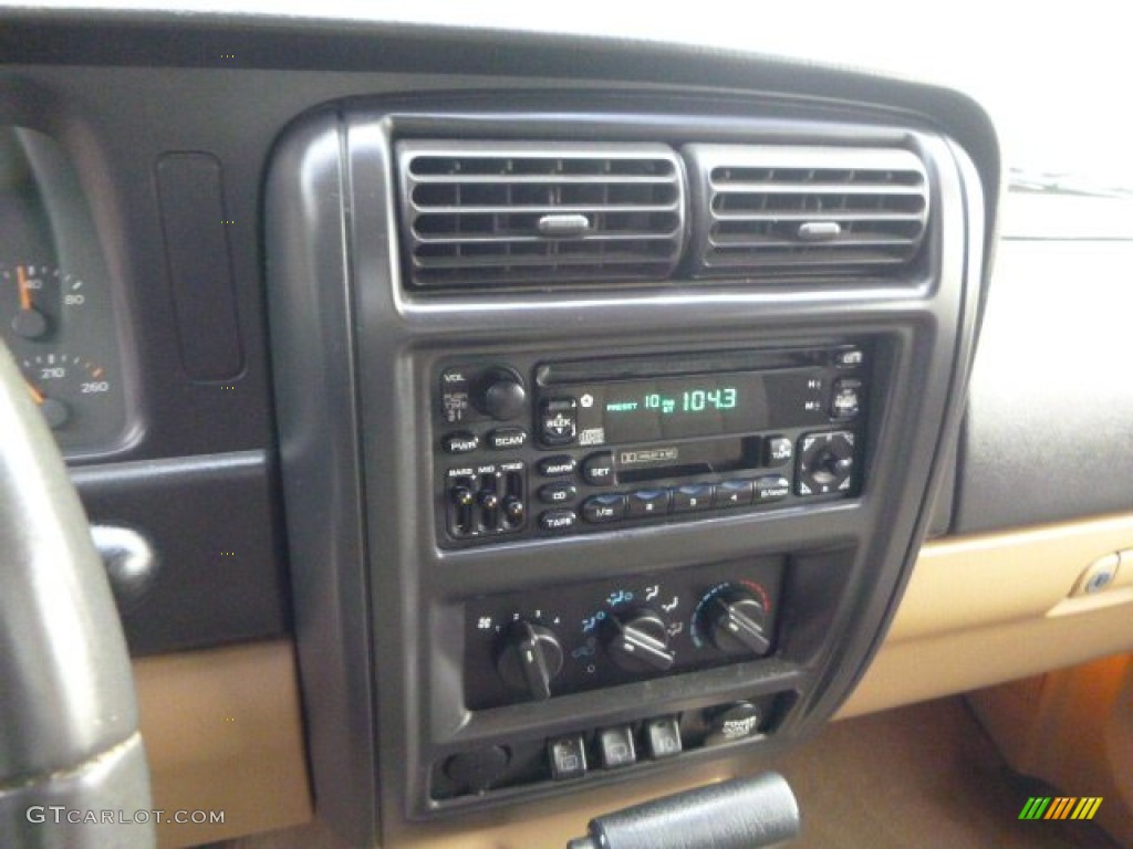 1999 Cherokee Sport 4x4 - Stone White / Camel photo #13