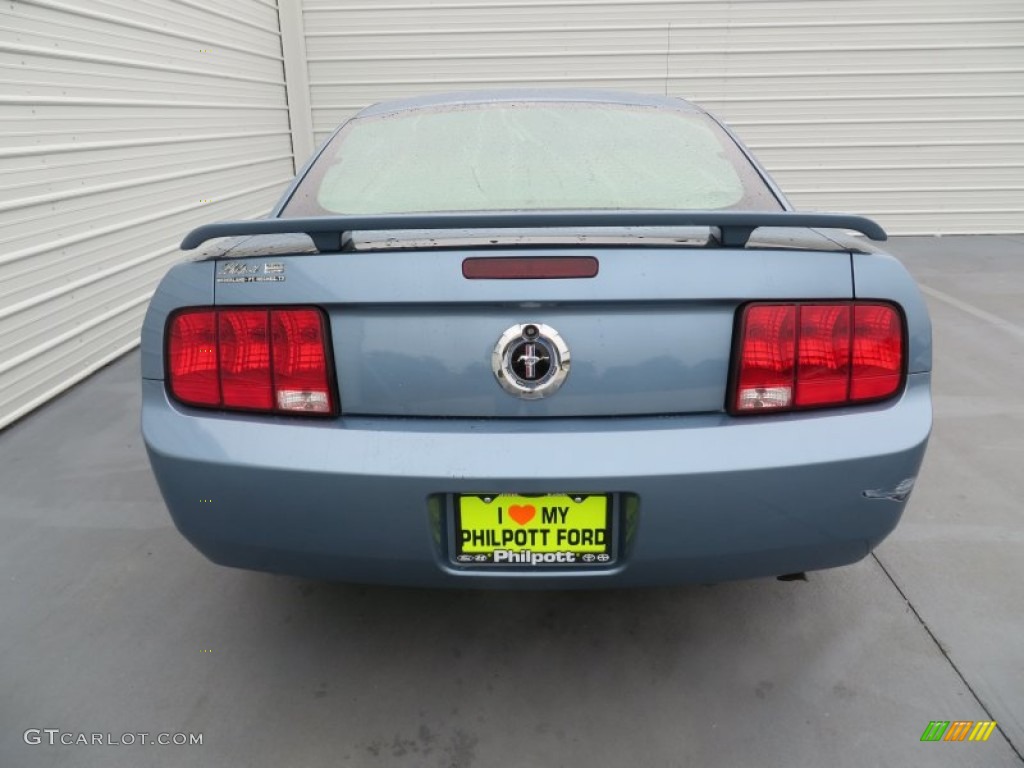 2006 Mustang V6 Premium Coupe - Windveil Blue Metallic / Light Parchment photo #5
