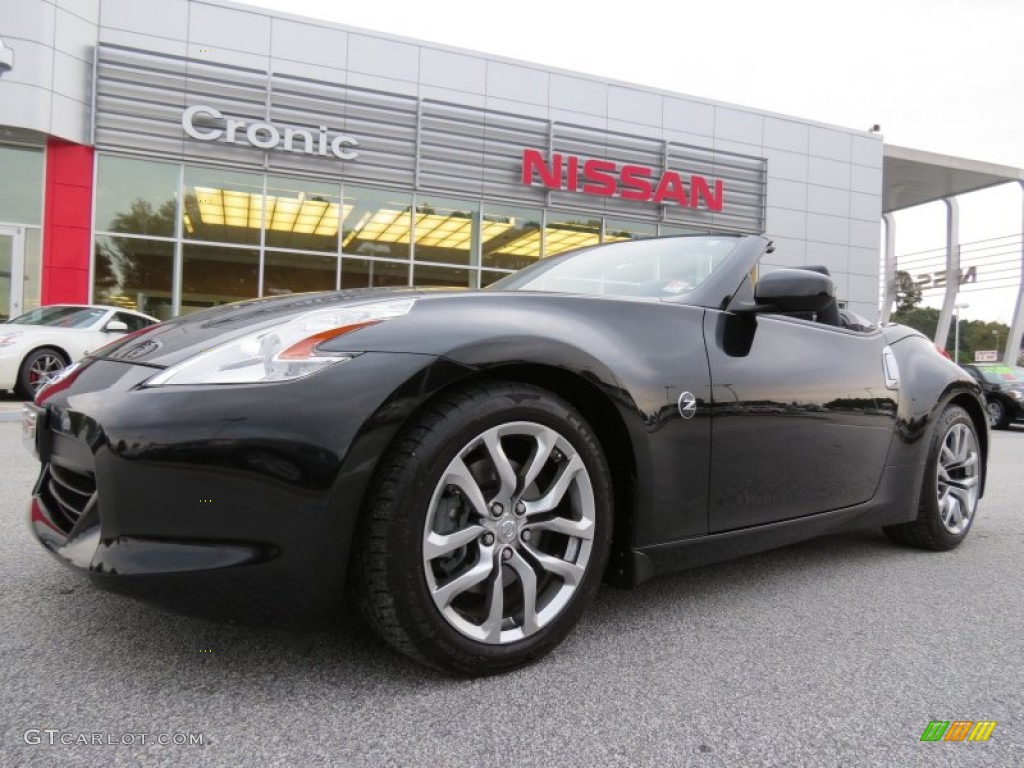 Magnetic Black Nissan 370Z