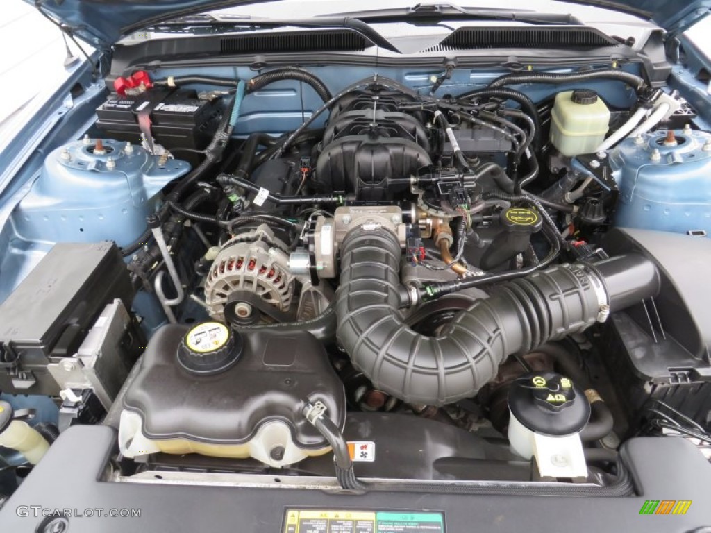 2006 Mustang V6 Premium Coupe - Windveil Blue Metallic / Light Parchment photo #25