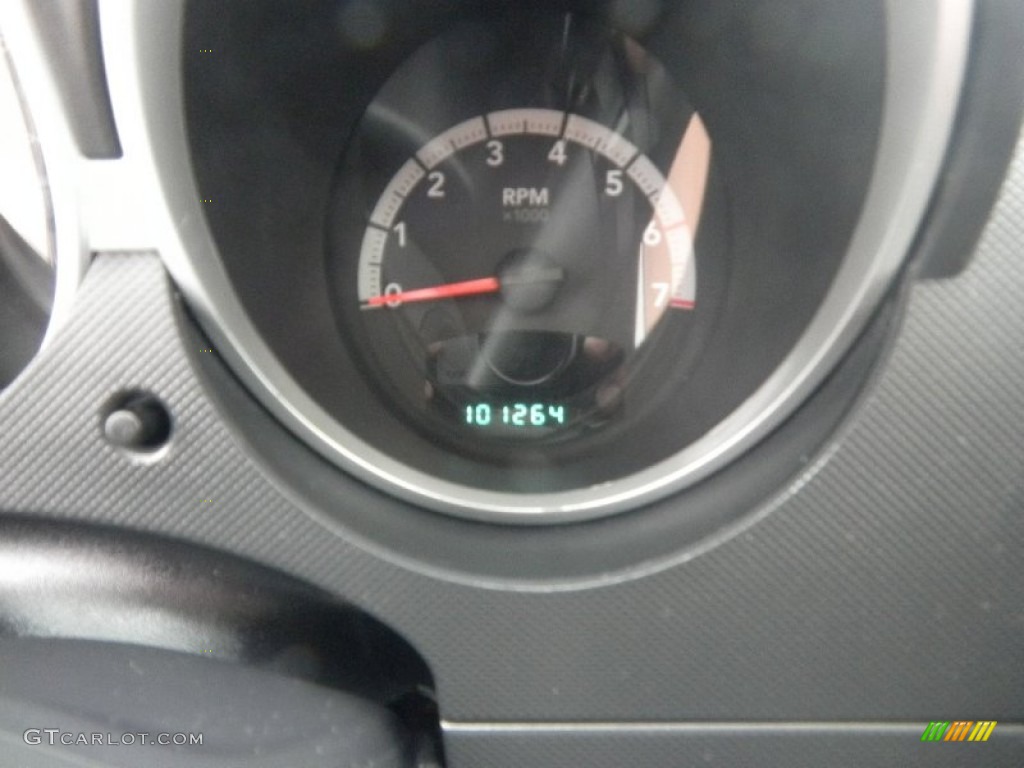 2008 Nitro R/T 4x4 - Stone White / Dark Slate Gray photo #6