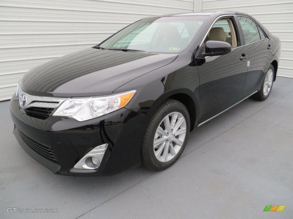 2014 Camry XLE - Attitude Black Metallic / Ivory photo #7