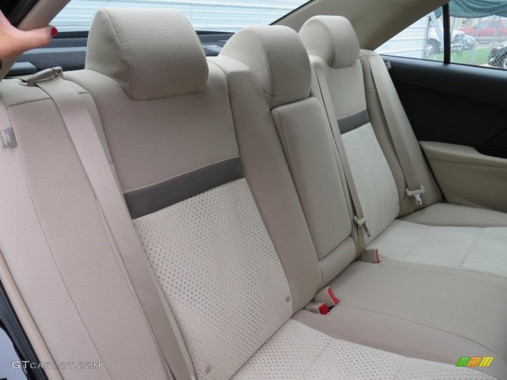 2014 Camry XLE - Attitude Black Metallic / Ivory photo #21