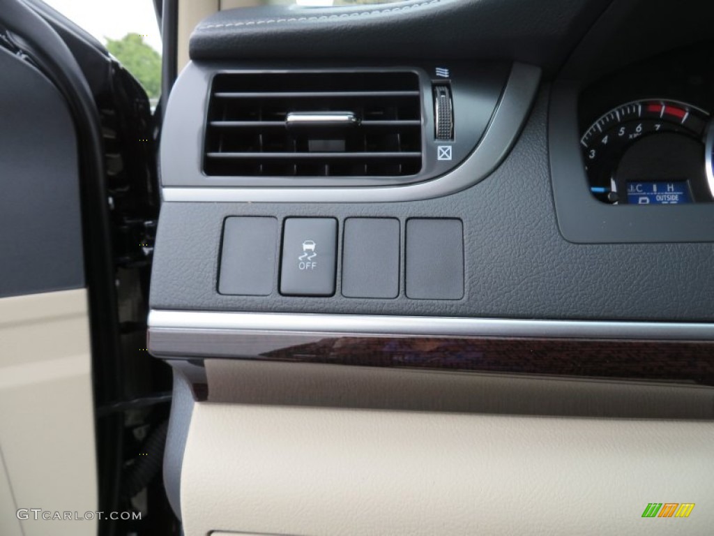 2014 Camry XLE - Attitude Black Metallic / Ivory photo #33