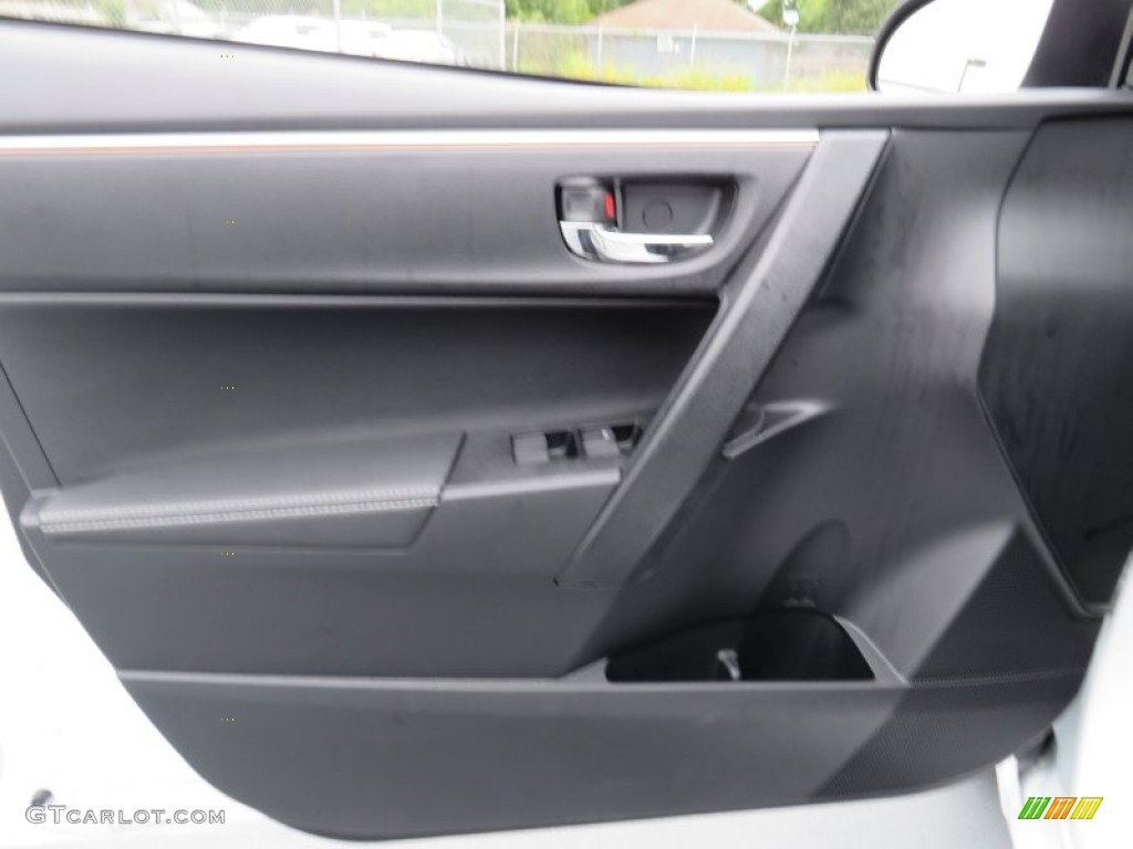 2014 Corolla S - Super White / Amber photo #23