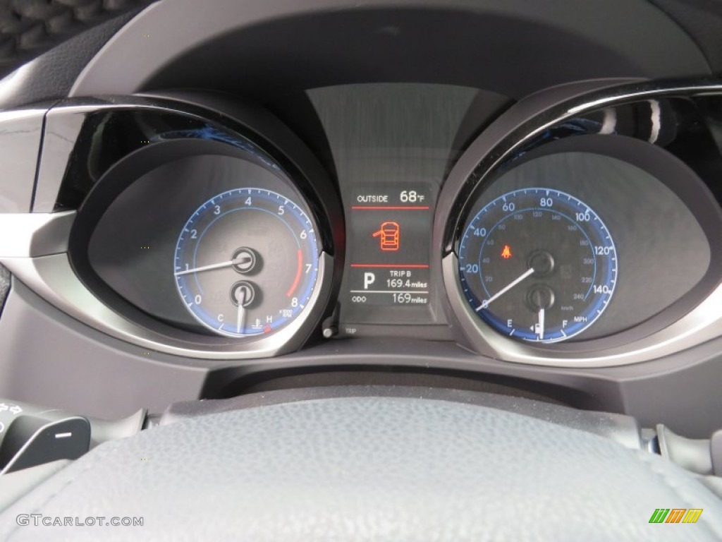 2014 Corolla S - Super White / Amber photo #31