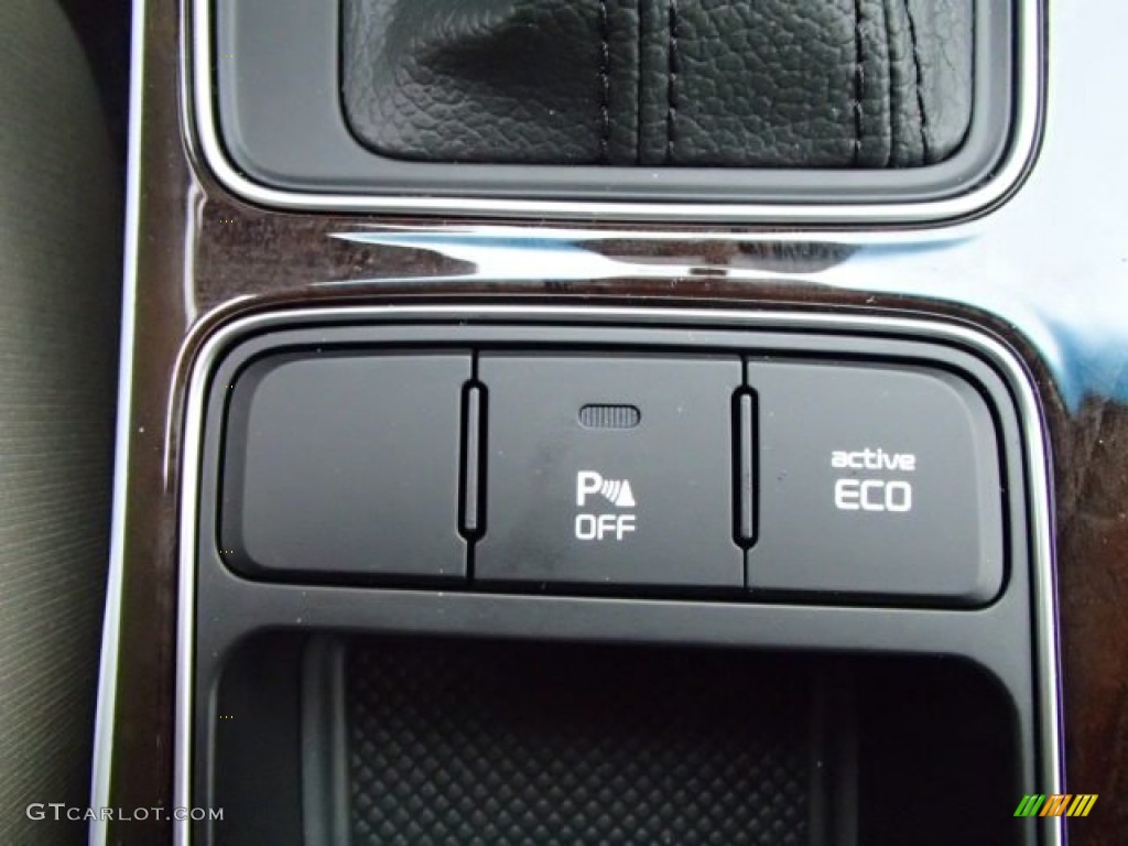 2014 Kia Sorento LX Controls Photo #86969542