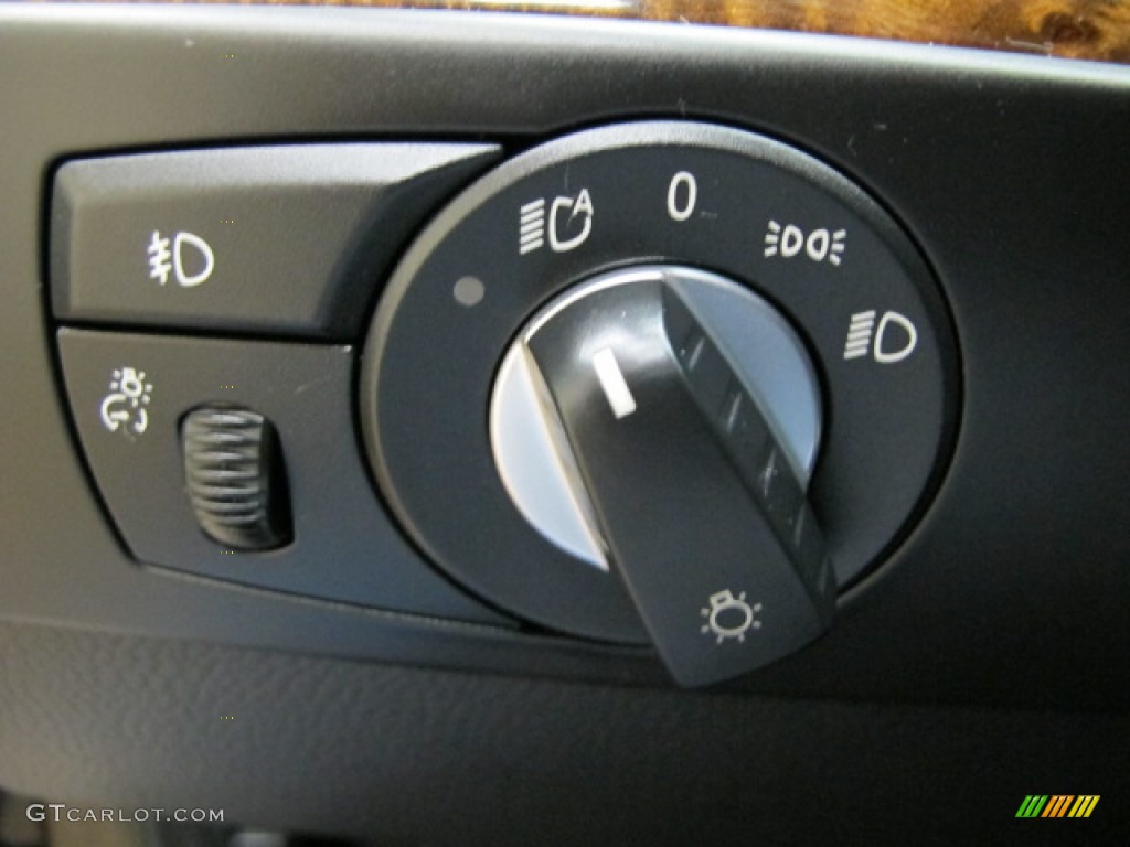 2008 BMW 5 Series 550i Sedan Controls Photo #86971144