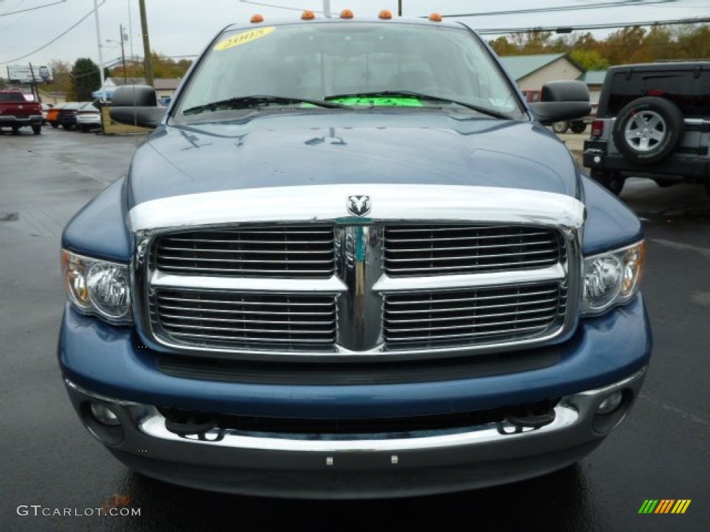 2005 Ram 3500 Laramie Quad Cab 4x4 - Atlantic Blue Pearl / Taupe photo #9