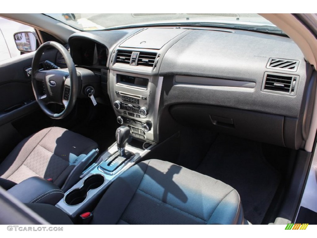 2011 Fusion SE V6 - Ingot Silver Metallic / Charcoal Black photo #7