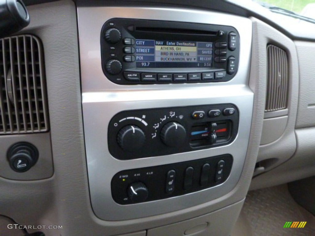 2005 Ram 3500 Laramie Quad Cab 4x4 - Atlantic Blue Pearl / Taupe photo #18