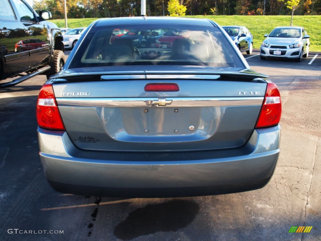 2005 Malibu LT V6 Sedan - Silver Green Metallic / Gray photo #6