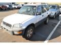 White - RAV4 4WD Photo No. 4