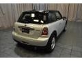 Pepper White - Cooper Hardtop Photo No. 12